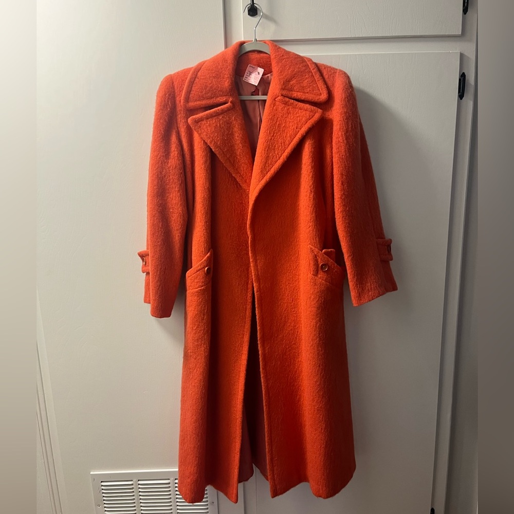 Statement Vintage orange winter coat with removable waist belt